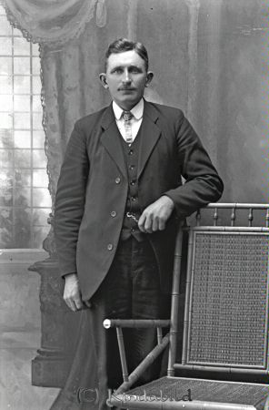 Karl Andersson  Svenningeby  Norrg.  N Vi
godj
Karl Andersson  Svenningeby  Norrg.  N Vi
Nyckelord: Andersson Svenningeby