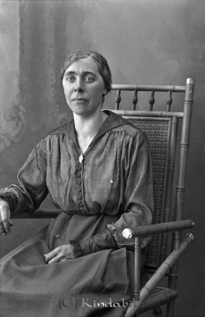 Annie Johansson  Västersum  Kättilstad
godj
Annie Johansson  Västersum  Kättilstad
Nyckelord: Johansson Västersum