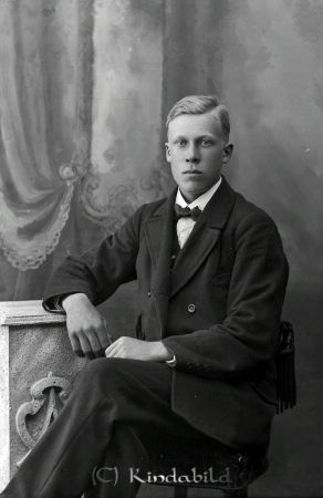 Robert Nilsson  Brostugan  Kölefors
godj
Robert Nilsson  Brostugan  Kölefors
Nyckelord: Nilsson Brostugan