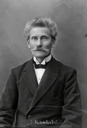 J V Holmström
