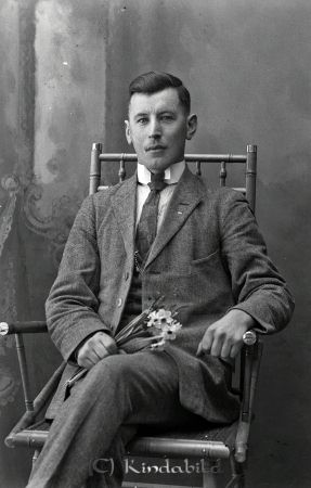 Josef Gustafsson  Väsby  Slätmon
godj
Josef Gustafsson  Väsby  Slätmon
Nyckelord: Gustafsson Väsby