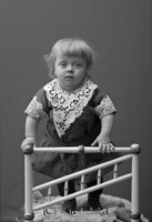 Filnamn=Stahre - 6213.jpg
Filstorlek=22KiB
Dimensioner=307x450
Uppladdade datum=Jul 08, 2007 Stahre - 6213.jpg