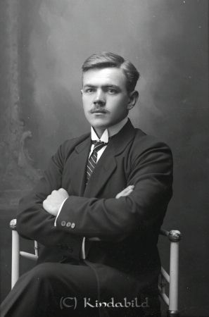 Gunnar Bergström Kölefors
godj
Gunnar Bergström Kölefors
Nyckelord: Bergström Kölefors
