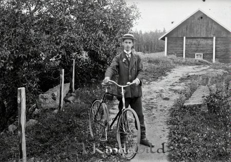 Porträtt-Man Landskap Cykel
godj
Porträtt-Man Landskap Cykel
Nyckelord: Porträtt-Man