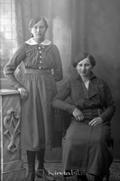 Filnamn=Stahre - 7993.jpg
Filstorlek=19KiB
Dimensioner=298x450
Uppladdade datum=Jul 08, 2007 Stahre - 7993.jpg