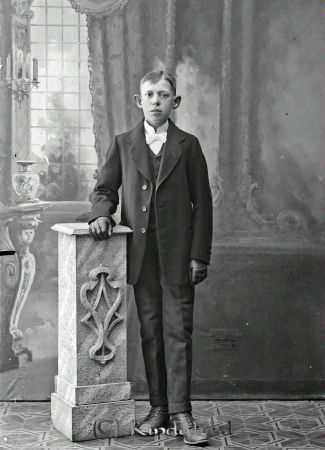 Arvid Svensson Brokullen
godj
Arvid Svensson Brokullen
Nyckelord: Svensson Brokullen