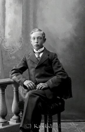 Gerhard Jonsson  Årteryd  Hägerstad
godj
Gerhard Jonsson  Årteryd  Hägerstad
Nyckelord: Jonsson Årteryd