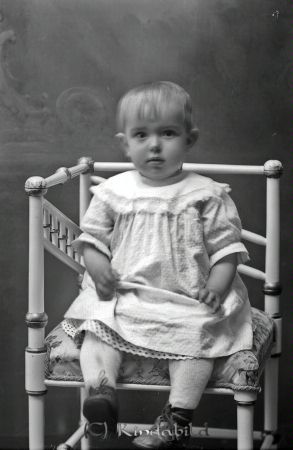 Arvid Karlsson  Rummemåla  Horn
godj
Arvid Karlsson  Rummemåla  Horn

raja
Svea Dagmar Helena Karlsson född 1918 i Rummemåla. 
Källa: Gerd Pettersson 

Nyckelord: Karlsson Rummemåla