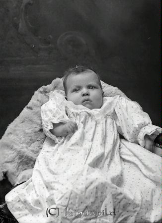 Carl Johansson  Norrhult Verfveln
godj
Carl Johansson  Norrhult Verfveln

raja
Margareta Johansson föd 1919 . 
Källa: Gerd Pettersson

Nyckelord: Johansson Norrhult
