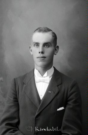 Carl Johansson  Blåsebo  Oppeby
godj
Carl Johansson  Blåsebo  Oppeby
Nyckelord: Johansson Blåsebo