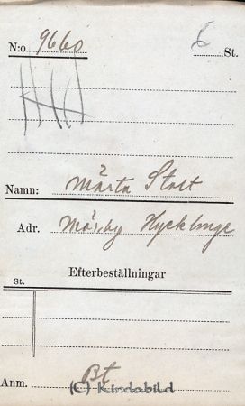 Märta Stolt  Mörby  Hycklinge
Märta Stolt  Mörby  Hycklinge
Nyckelord: Stolt Mörby