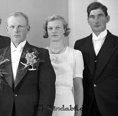 Sigvard Johansson Bosand Horn
raja
Brudpar och bröllopsvittnen

Nyckelord: Johansson Horn