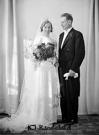 Karl Damm Stockröjan Ydrefors
raja
Brudpar

raja
Brudparet Karin Nälsen och Karl Damm. 
Källa: Margareta Carlsson


Nyckelord: Damm Ydrefors