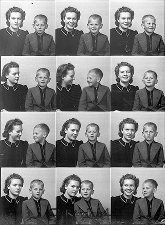 Inga-Britta och Ove Holmström Kisa
raja
Mor och son

Nyckelord: Holmström Kisa