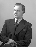 Filnamn=Falk - 6819.jpg
Filstorlek=31KiB
Dimensioner=348x450
Uppladdade datum=Okt 06, 2015 Falk - 6819.jpg