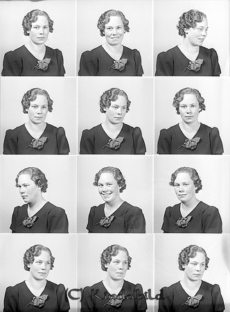 Anna-Lisa Jacobsson Kisa
raja
Kvinna klädd i mörk klänning

Nyckelord: Jacobsson Kisa