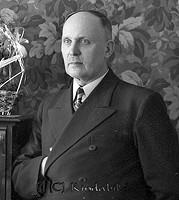 Filnamn=Falk - 6839az - HDx01.jpg
Filstorlek=55KiB
Dimensioner=402x450
Uppladdade datum=Okt 06, 2015 Falk - 6839az - HDx01.jpg