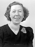 Filnamn=Falk - 6862z.jpg
Filstorlek=36KiB
Dimensioner=339x450
Uppladdade datum=Okt 06, 2015 Falk - 6862z.jpg