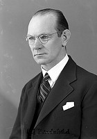 Filnamn=Falk - 6906a.jpg
Filstorlek=29KiB
Dimensioner=315x450
Uppladdade datum=Okt 06, 2015 Falk - 6906a.jpg