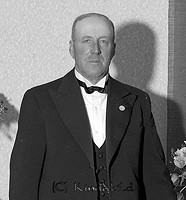 Filnamn=Falk - 6934bz.jpg
Filstorlek=55KiB
Dimensioner=418x450
Uppladdade datum=Okt 06, 2015 Falk - 6934bz.jpg