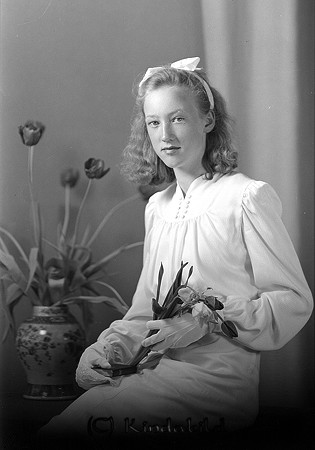 Birgit Karlsson Svensbo Kisa
raja
Konfirmationsfoto 

Nyckelord: Karlsson Kisa