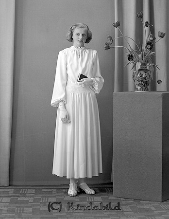 Elsa Gustavsson Björkvik Hycklinge
raja
Konfirmationsfoto 

Nyckelord: Gustavsson Hycklinge
