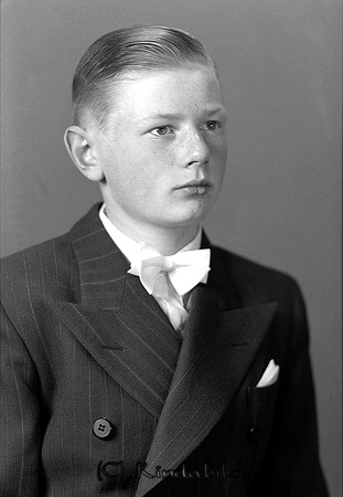 Tage Johansson Kisa
raja
Konfirmationsfoto

Nyckelord: Johansson Kisa