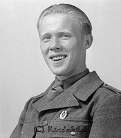 Filnamn=Falk - 7151z.jpg
Filstorlek=59KiB
Dimensioner=394x450
Uppladdade datum=Okt 06, 2015 Falk - 7151z.jpg