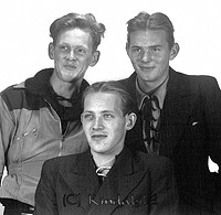 Filnamn=Falk - 7324z.jpg
Filstorlek=58KiB
Dimensioner=450x438
Uppladdade datum=Okt 06, 2015 Falk - 7324z.jpg