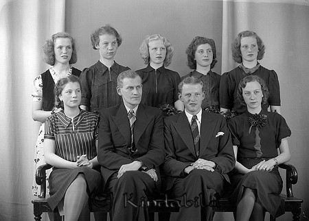Kappfabriken Kisa
raja
Arbetskamrater 

Nyckelord: Kappfabriken Kisa
