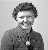 Filnamn=Falk - 7352z.jpg
Filstorlek=61KiB
Dimensioner=436x450
Uppladdade datum=Okt 06, 2015 Falk - 7352z.jpg