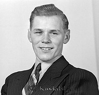 Filnamn=Falk - 7571z.jpg
Filstorlek=48KiB
Dimensioner=450x432
Uppladdade datum=Okt 06, 2015 Falk - 7571z.jpg
