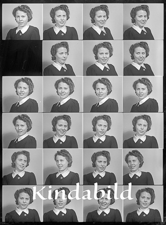 Gunilla Gustavsson Kisa
raja
Kvinna klädd i mörk klänning med ljus krage     

raja
Gunilla Gustavsson arbetade på Telegrafen i Kisa.
 Hon blev nog föreståndare efter Rakel.
 Källa. Studiegruppen hembygdsgården. 
Nyckelord: Gustavsson Kisa
