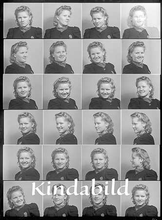 Ingegärd Pettersson Härna Hycklinge
raja
Kvinna klädd i mörk klänning      

raja
Ingegerd Pettersson, dotter till Torvald och Sigrid Pettersson Härna. Gift med Helmer Roos Mörby. Dotter Gunnel född 1948.
 Källa: Studiegruppen hembygdsgården 
Nyckelord: Pettersson Hycklinge