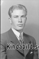Filnamn=Falk_-_10143a.jpg
Filstorlek=201KiB
Dimensioner=685x1024
Uppladdade datum=Nov 21, 2017 Falk_-_10143a.jpg