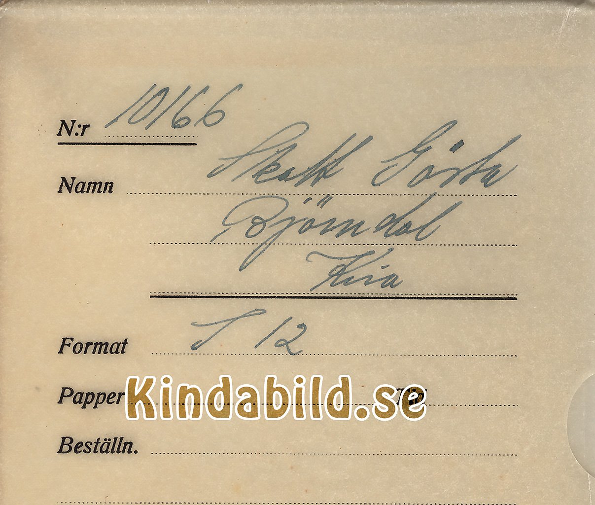 Gösta Skott Björndal Kisa
Nyckelord: Skott Kisa