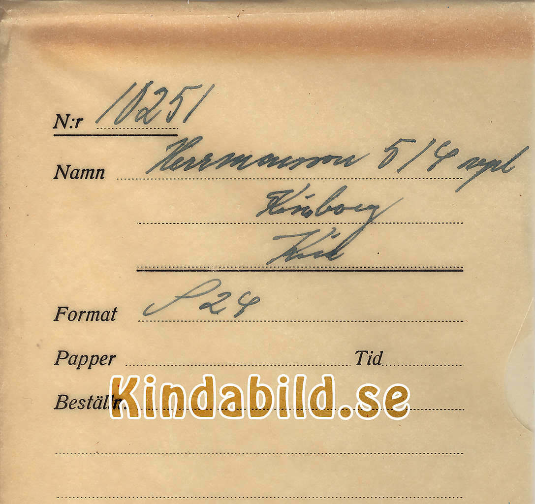 Värnpliktige 514 Hermansson Kisaborg Kisa
Nyckelord: Hermansson Kisa