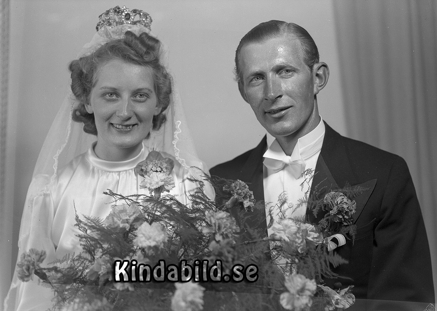 Henrik Månsson Kisa
raja
Brudpar

Nyckelord: Månsson Kisa