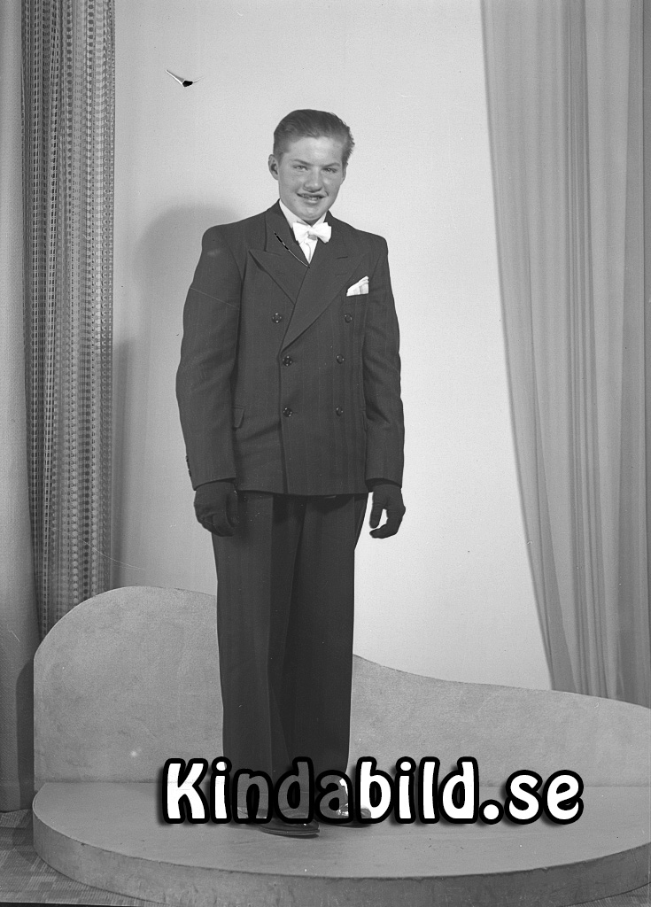 Per Pettersson Kisa
raja
Konfirmationsfoto 

Nyckelord: Pettersson Kisa
