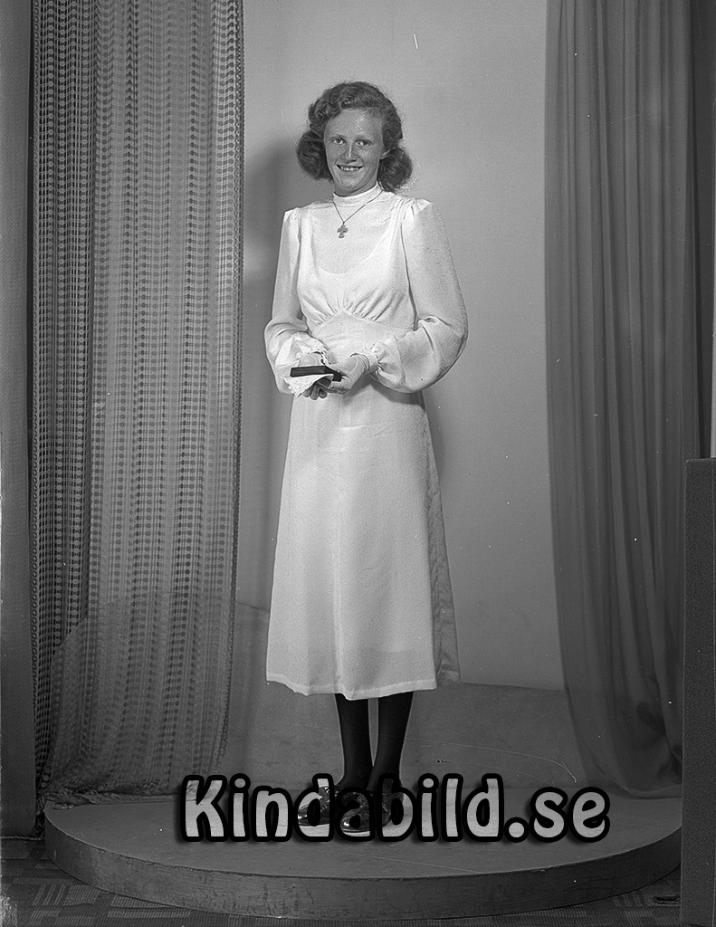 Birgit Ohlsson Färmestorp Tidersrum
raja
Konfirmationsfoto

Nyckelord: Ohlsson Tidersrum