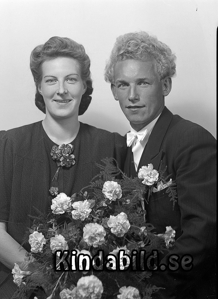 Birger Allard Stjärnevik Oppeby
raja
Brudpar


Nyckelord: Allard Oppeby