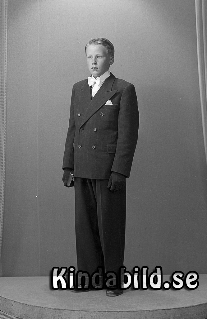 Lennart Boberg Kjettestorp Kisa 
raja
Konfirmationsfoto 

Nyckelord: Boberg Kisa