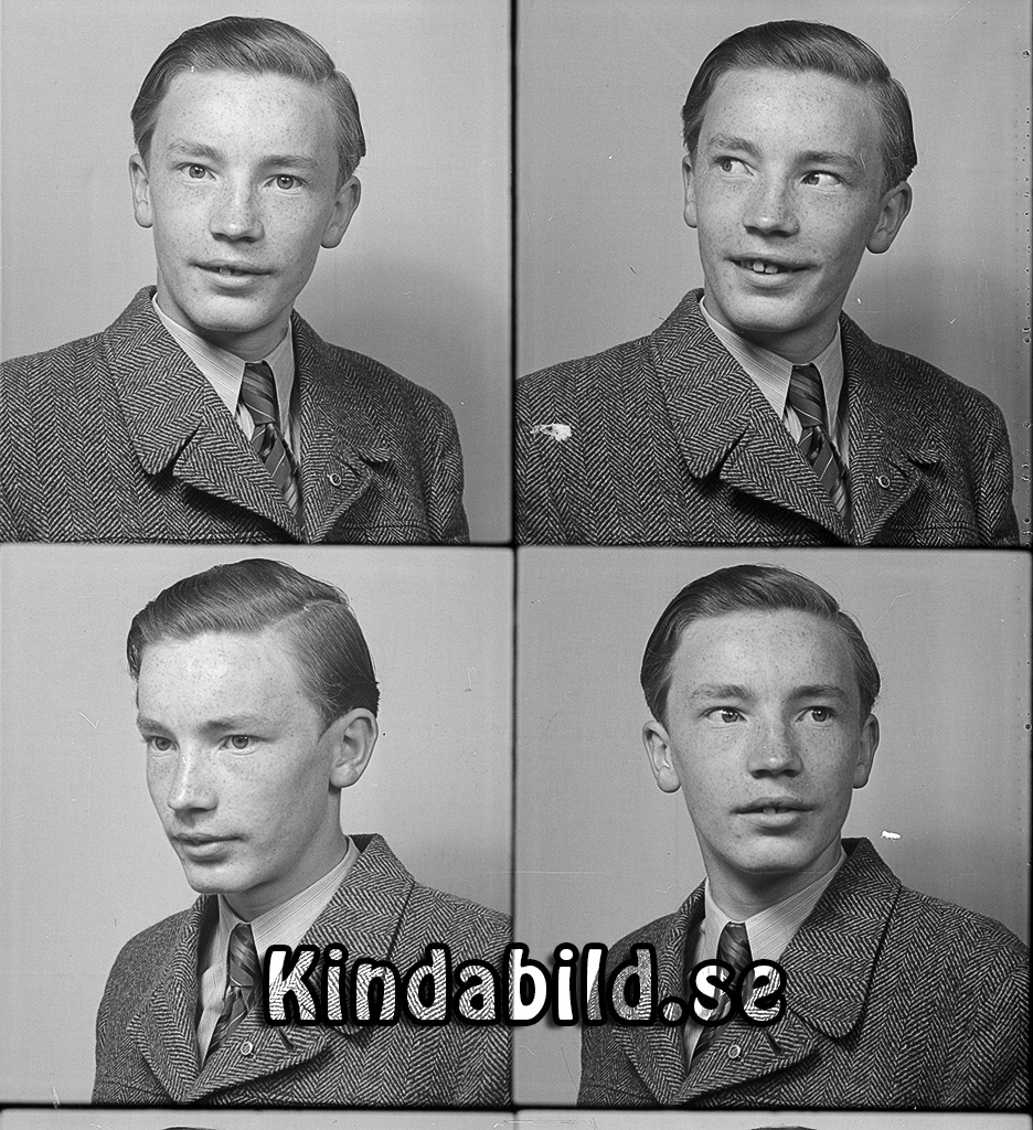 Sven Magnusson K�rtorp Sl�tmon
raja
Man kl�dd i skjorta slips och kavaj

raja
Sven Magnusson f�dd 1927 i Smedstorp, Gullringen, S�dra Vi socken och avled 10/3 2021 i Kisa. Han var son till Karl Helmer Magnusson f�dd 1893 i S�dra Vi och hans hustru Emmy Kristina, f�dd Gustavsson 1888 i S�dra Vi. 
 Familjen flyttade till K�rtorp i K�ttilstad 1942
 Sven hade en bror Arne, som bodde i K�rtorp och var lantbrukare samt tv� systrar M�rta och Gullan.
 Sven Magnusson gifte sig 1957 med Marianne Johansson, f�dd 1931 i Sonhem, Rimforsa.
 De fick tv� s�ner Gunnar och Bj�rn. Familjen bodde p� Norrhamragatan 1.
 Sven Magnusson arbetade p� Kisa J�rn och Redskapshandel. 
 K�lla: Folkr�kning 1950, Studiegruppen hembygdsg�rden och Gunnar Magnusson 211218
Nyckelord: Magnusson Sl�tmon
