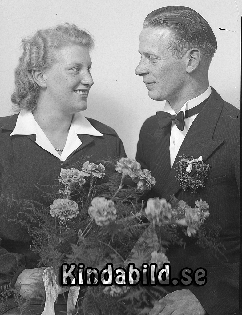 Nils Pihl Kisa
raja
Brudpar

Nyckelord: Pihl Kisa