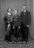 Filnamn=Falk - 9540e.jpg
Filstorlek=331KiB
Dimensioner=732x1024
Uppladdade datum=Maj 09, 2017 Falk - 9540e.jpg