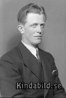 Filnamn=Falk - 8435a.jpg
Filstorlek=244KiB
Dimensioner=694x1024
Uppladdade datum=Feb 21, 2017 Falk - 8435a.jpg