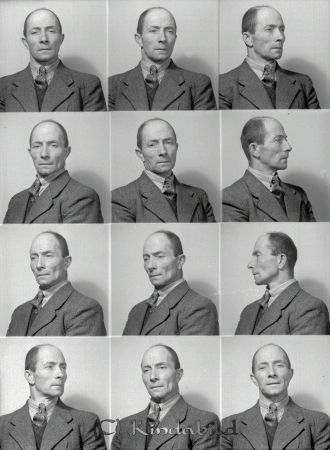 Carlsson Einar Kisa
raja
Carlsson Einar
Porträtt-Man

Raja
Einar var från Yxefall. Var över i Amerika många gånger. Arbetade som bl.a. lantarbetare. Spelade dragspel.
Källa: clasgoran



Nyckelord: Carlsson Kisa