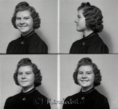 Rahm Ingrid Klevstugan Örneström
raja
Rahm Ingrid 
Porträtt-Kvinna
Nyckelord: Rahm Klevstugan