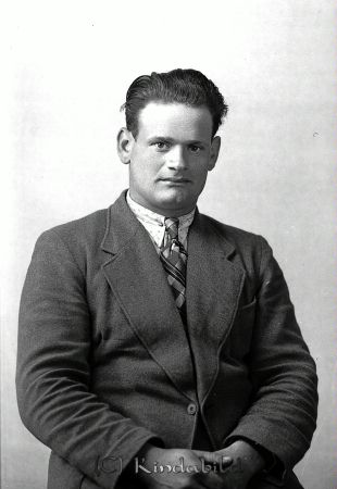 Johansson Kurt Mörby Hycklinge
raja
Johansson Kurt  
Porträtt-Man
Nyckelord: Johansson Mörby