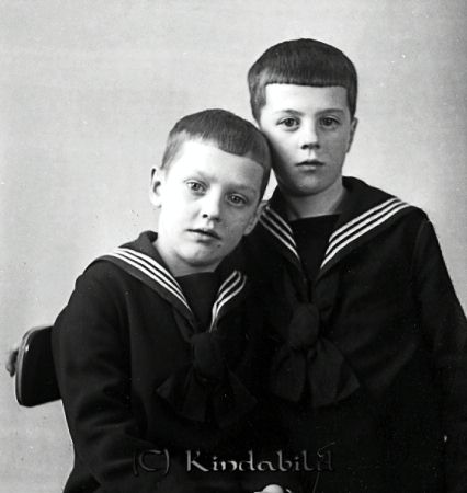 Svensson Bo & Nils Olof Hagaborg Kisa
Nyckelord: Svensson Bo Nils Olof Hagaborg Kisa